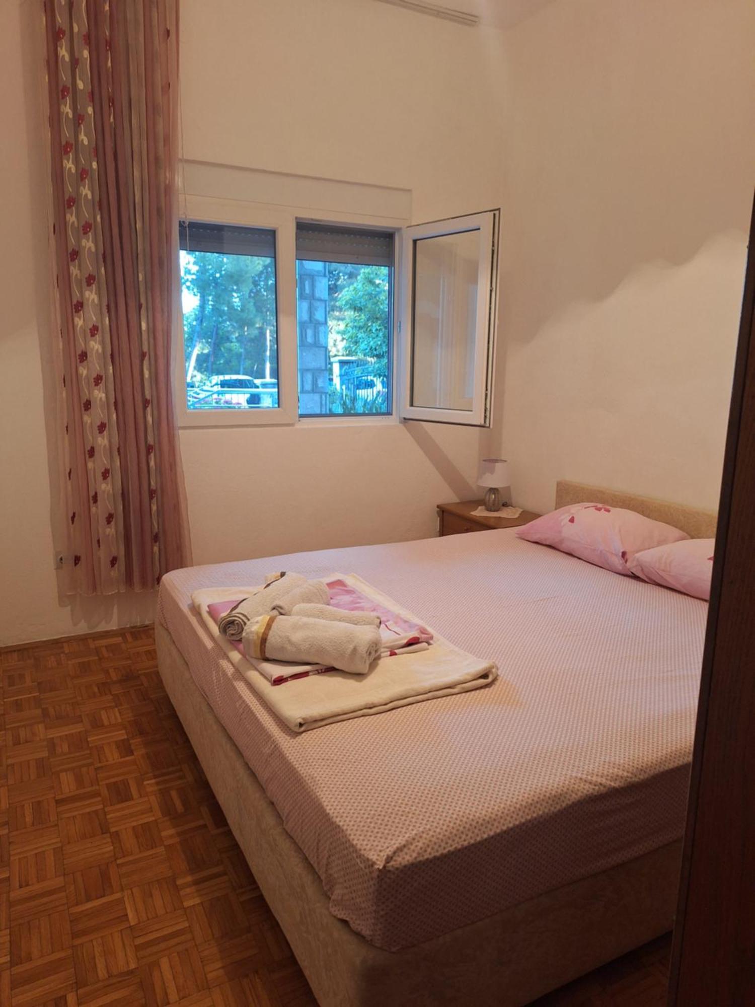 Apartments Kuc بار المظهر الخارجي الصورة