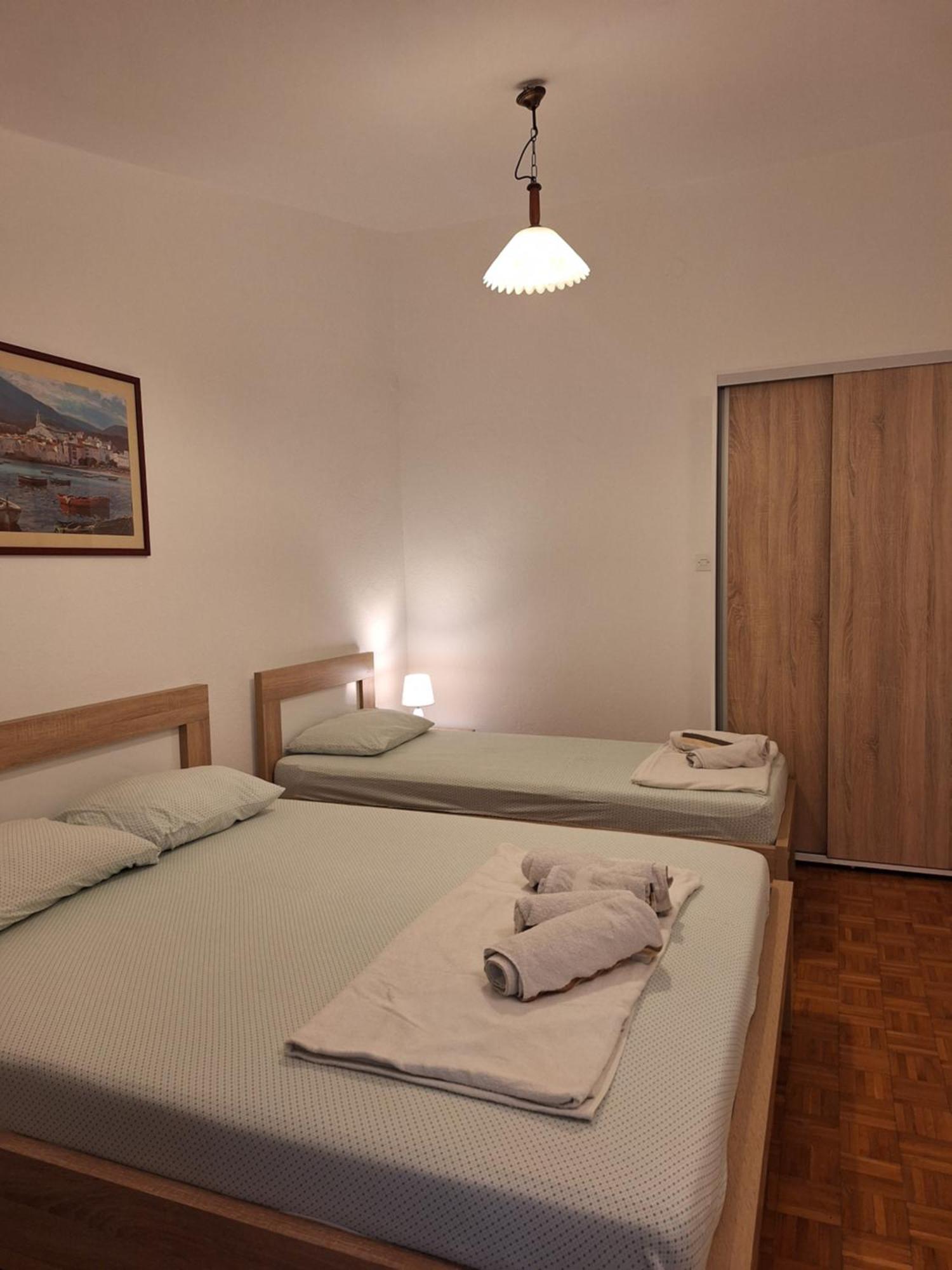 Apartments Kuc بار المظهر الخارجي الصورة