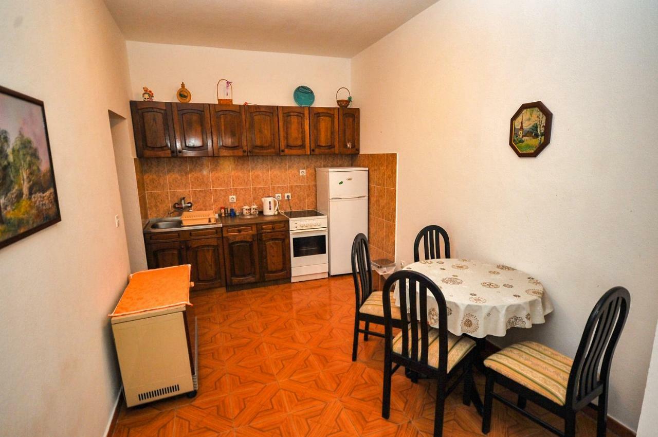 Apartments Kuc بار المظهر الخارجي الصورة