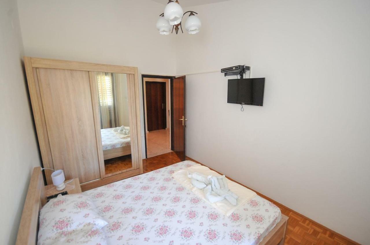 Apartments Kuc بار المظهر الخارجي الصورة