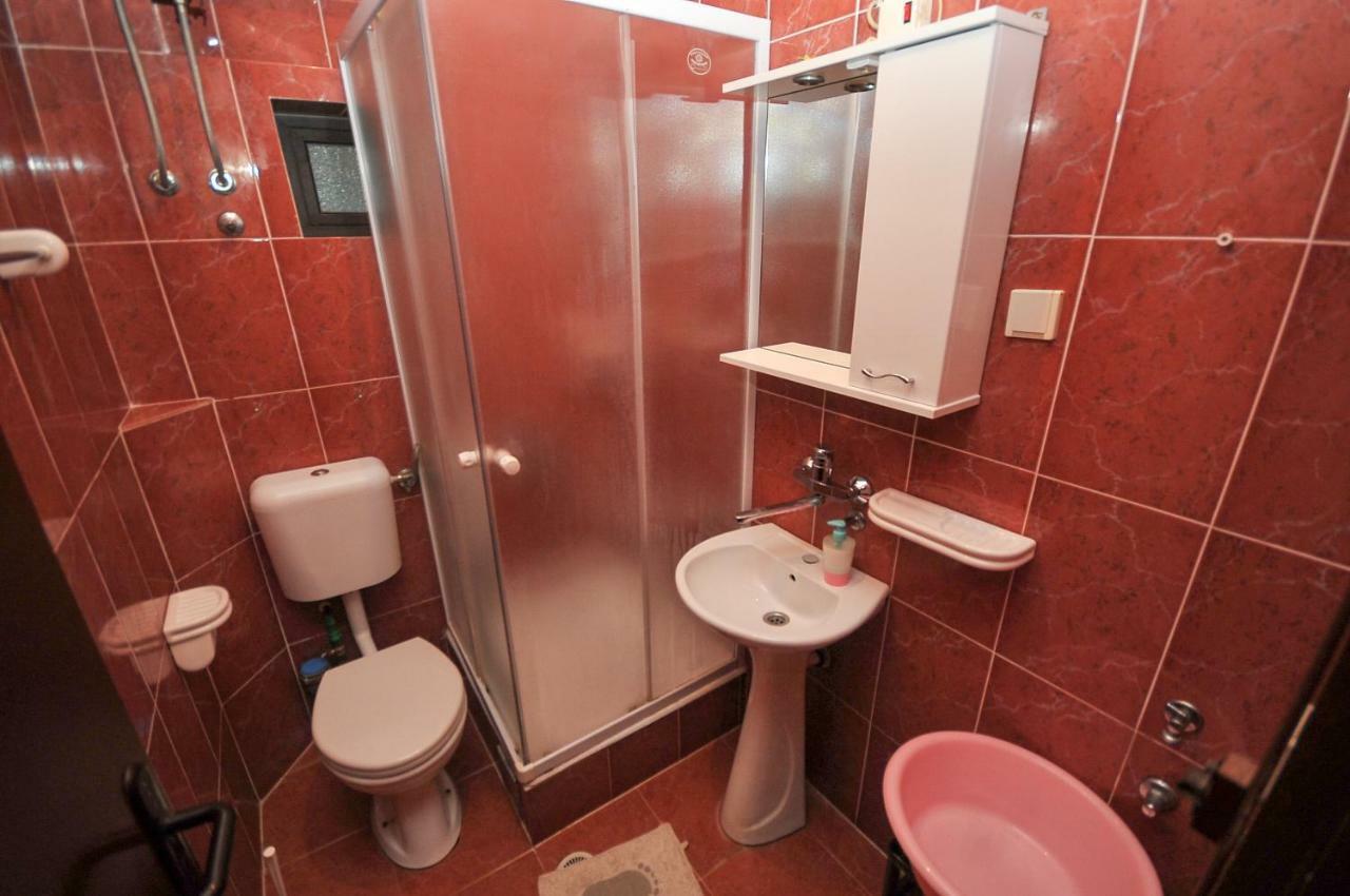 Apartments Kuc بار المظهر الخارجي الصورة